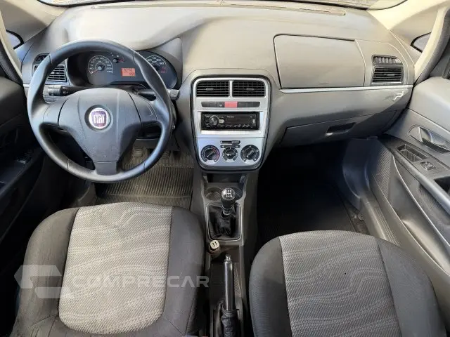 PUNTO - 1.4 ATTRACTIVE 8V 4P MANUAL