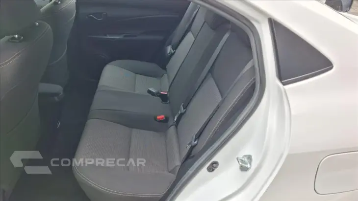 YARIS 1.5 16V FLEX SEDAN XL LIVE MULTIDRIVE