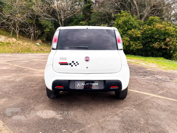UNO ATTRACTIVE 1.0 Flex 6V 5p