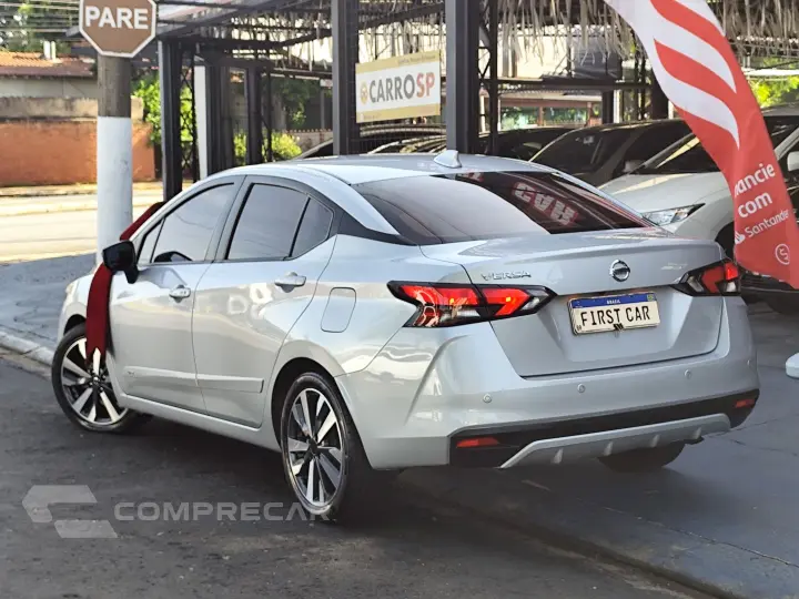 VERSA 1.6 16V FLEX EXCLUSIVE XTRONIC