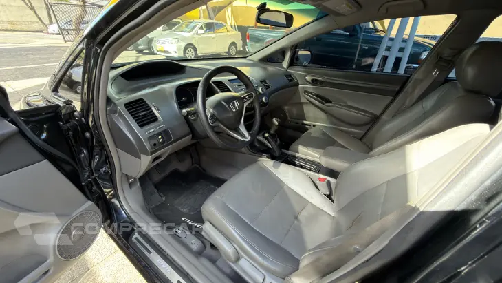 CIVIC 1.8 LXL 16V