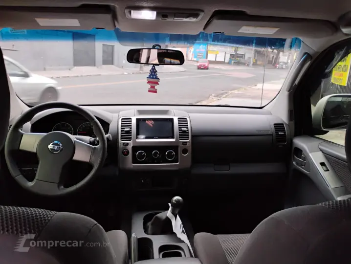 FRONTIER 2.5 LE 4X4 CD Turbo EL