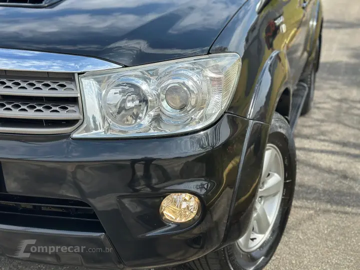 HILUX SW4 3.0 SRV 4X4 7 LUGARES 16V TURBO INTERCOOLER DIESEL