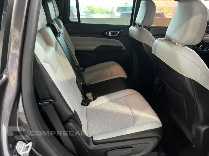 COMMANDER 1.3 T270 Turbo Limited