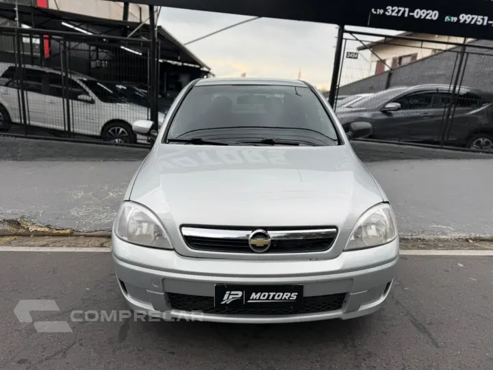 CORSA 1.8 MPFI Sedan 8V