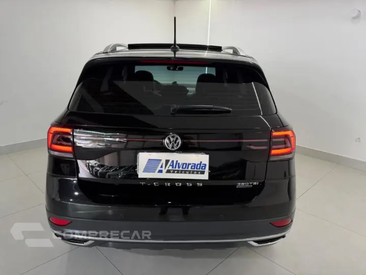 T CROSS HL TSI AE