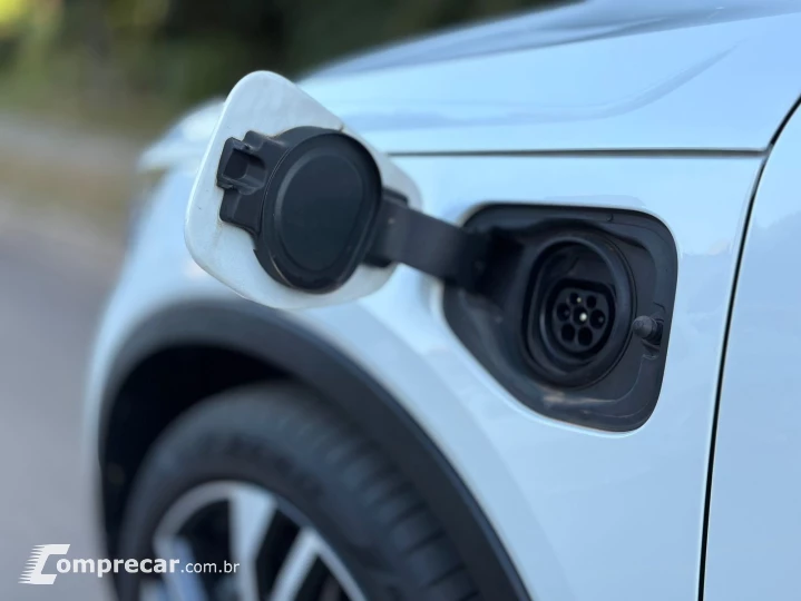 XC40 1.5 T5 Hybrid R-design FWD Geartronic