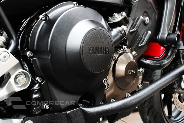 YAMAHA MT-09 TRACER