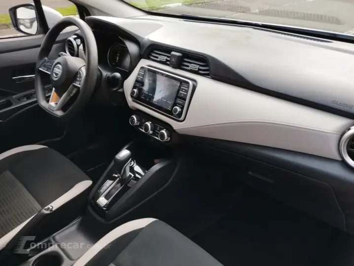 Versa Sedan 1.6 16V 4P FLEX ADVANCE XTRONIC AUTOMÁTICO CVT