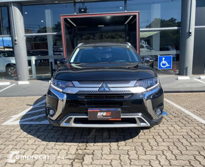 OUTLANDER 3.0 Mivec V6 Hpe-s AWD