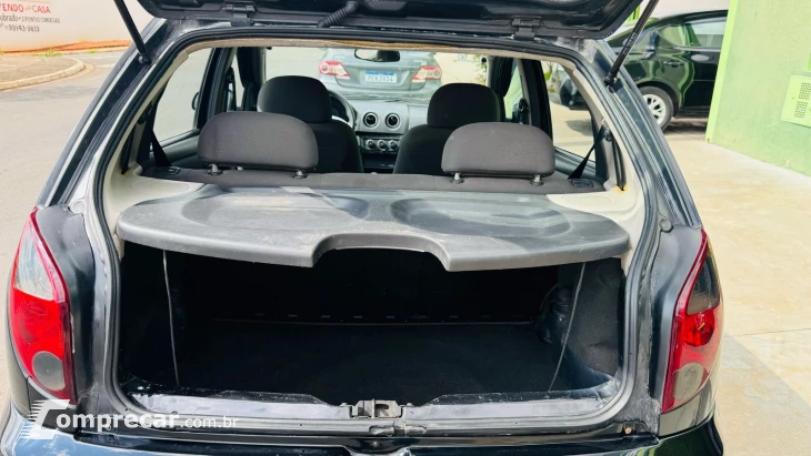 CELTA 1.0 MPFI LT 8V