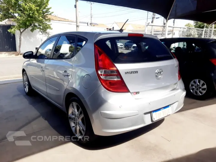 I30 CW 2.0 MPFI GLS 16V