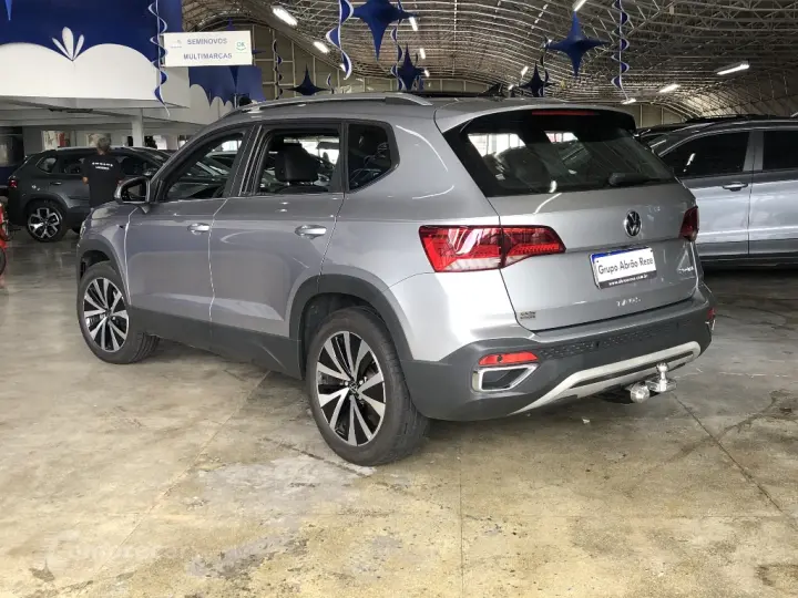 TAOS 1.4 250 TSI TOTAL FLEX HIGHLINE AUTOMÁTICO