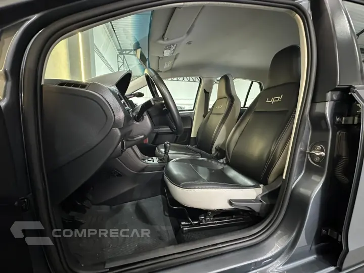 up! Xtreme 1.0 TSI Total Flex 12V 5p