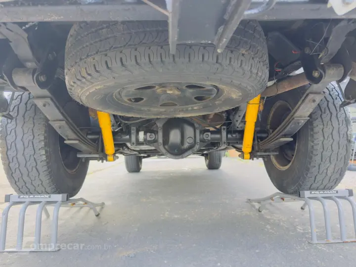 S10 2.4 ADVANTAGE CABINE DUPLA