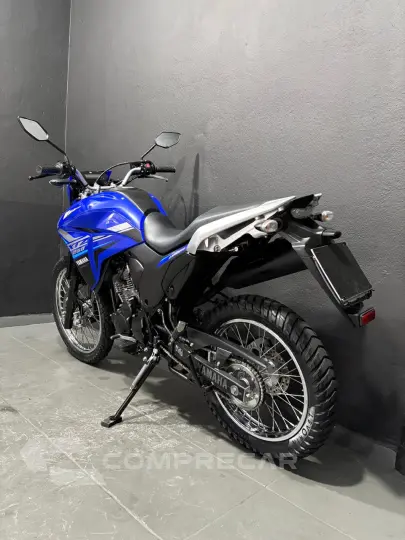 LANDER 250 ABS