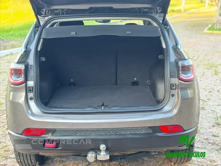 COMPASS 2.0 16V DIESEL TRAILHAWK 4X4 AUTOMÁTICO