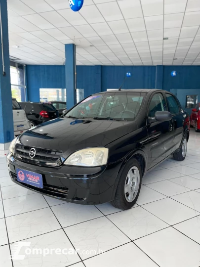 CORSA 1.4 MPFI Premium Sedan 8V