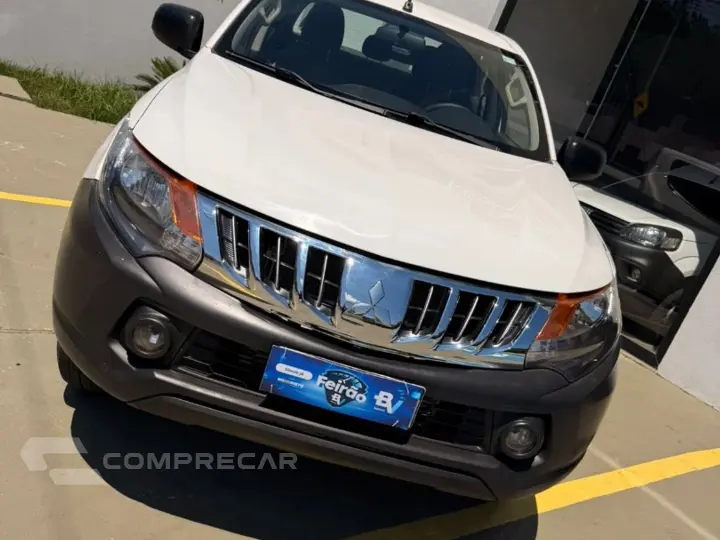 L200 TRITON 2.4 16V TURBO DIESEL GL CD 4X4 MANUAL