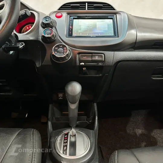 Fit LX 1.4/ 1.4 Flex 8V/16V 5p Aut.