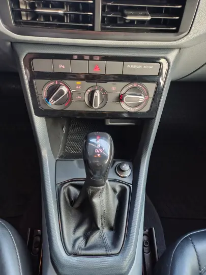 VOLKSWAGEN T-CROSS 1.0 200 TSI TOTAL AUTOMÁTICO