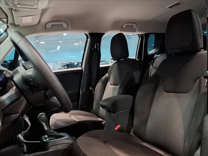 RENEGADE 1.8 16V Sport