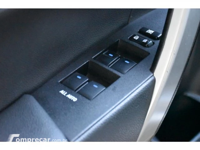 COROLLA - 2.0 XEI 16V 4P AUTOMÁTICO