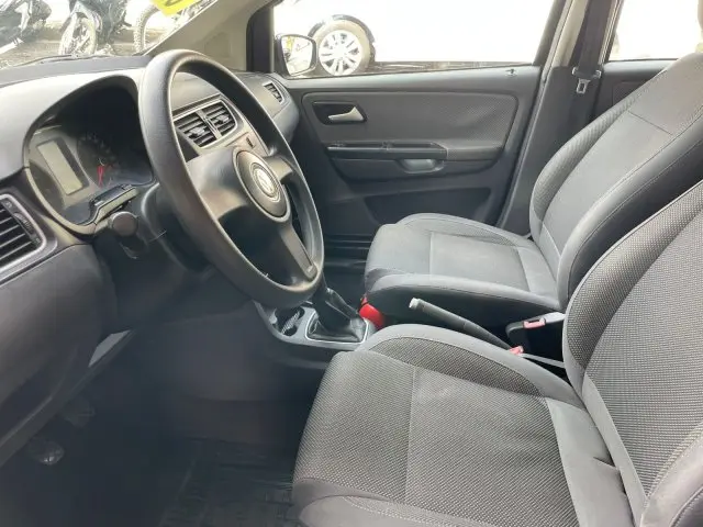 FOX - 1.6 MI 8V 4P MANUAL