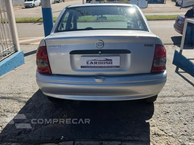 CLASSIC - 1.0 MPFI LIFE 8V 4P MANUAL