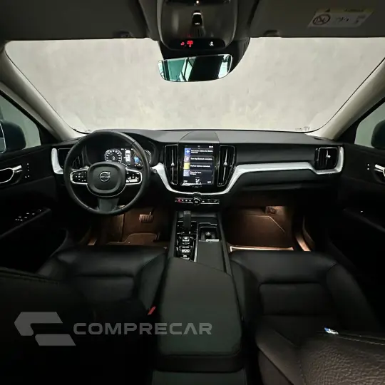 XC 60 T-8 MOMENTUM 2.0 (Híbrido)