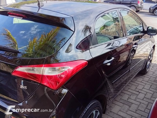 HB20 - 1.0 COMFORT PLUS 12V 4P MANUAL