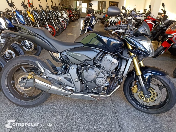CB 600F HORNET