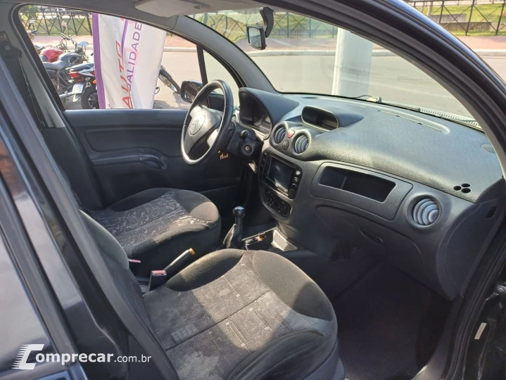 C3 1.6 16V 4P GLX