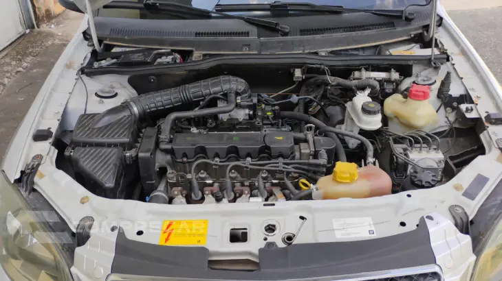 CELTA 1.0 MPFI LT 8V