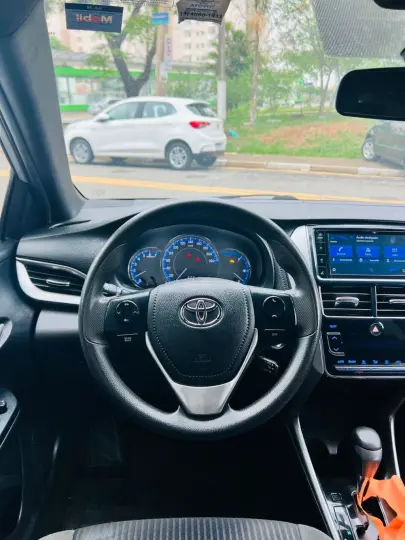 YARIS XL Plus Con. 1.5 Flex 16V 5p Aut.