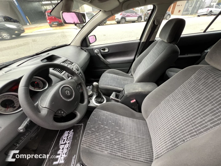 MÉGANE 1.6 Dynamique Grand Tour 16V