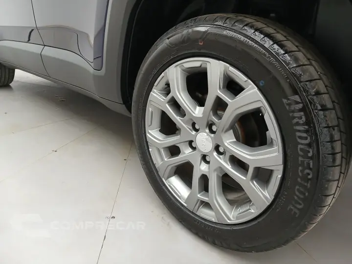 RENEGADE 1.3 T270 TURBO FLEX LONGITUDE AT6