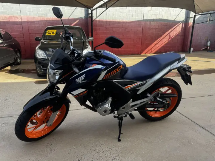 CB 250 F Twister FLEXONE