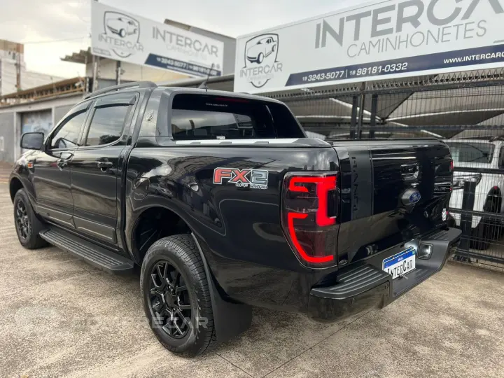 RANGER 2.2 Black 4X4 CD 16V