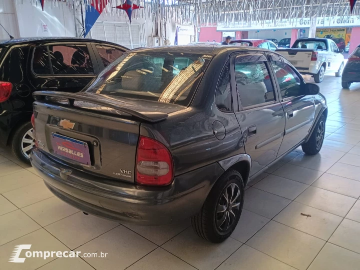 Corsa sedan