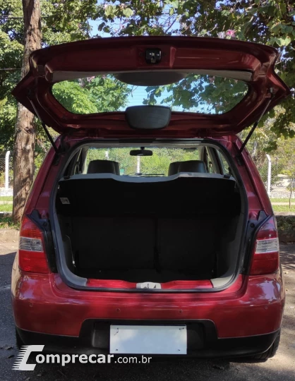 LIVINA 1.8 SL 16V