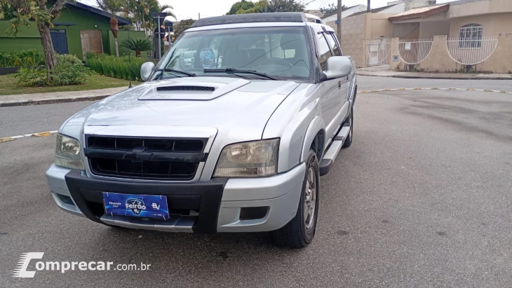 S10 2.4 MPFI Executive 4X2 CD 8V