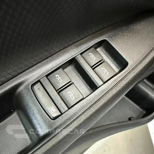 ONIX HATCH 1.0 12V Flex 5p Mec.