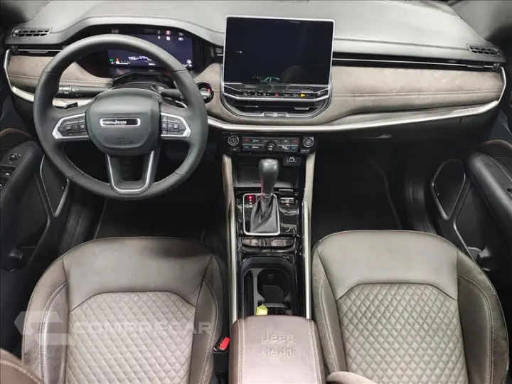 COMMANDER 1.3 T270 Turbo Overland