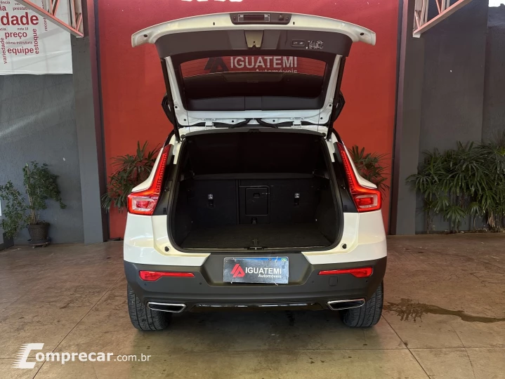 XC 40 2.0 T5 GASOLINA MOMENTUM AWD GEARTRONIC