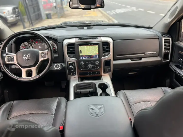 CLASSIC 5.7 V8 Laramie CD 4X4