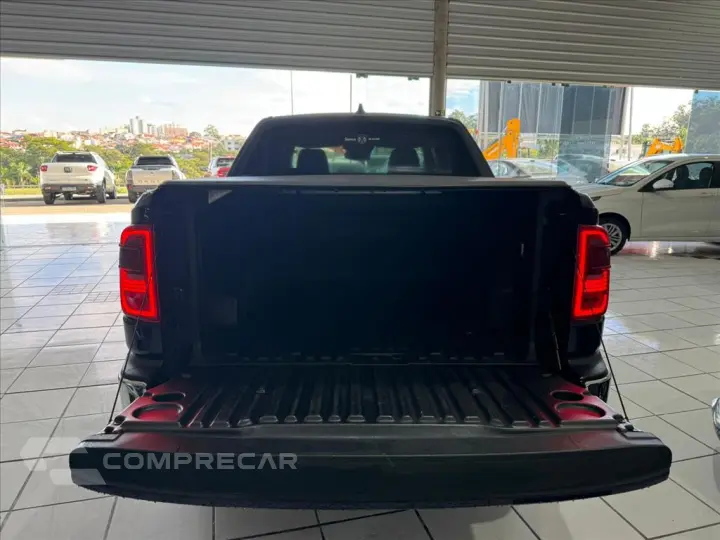 RAMPAGE 2.0 TURBO DIESEL LARAMIE 4X4 AUTOMÁTICO