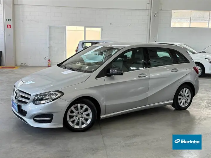 B 200 1.6 SPORT TURBO FLEX 4P AUTOMÁTICO