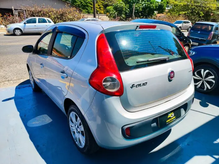 Palio ESSENCE 1.6 Flex 16V 5p