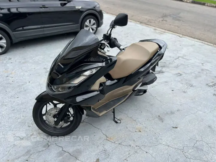 PCX 160 DLX